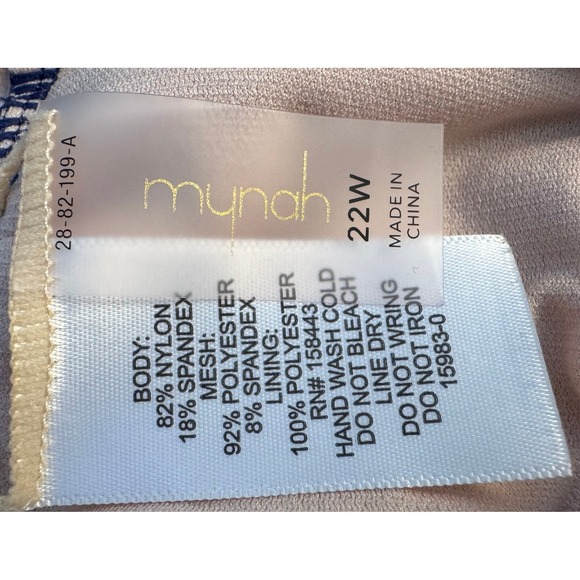 Mynah Women's Swimsuit Navy Blue Floral Print One Piece Tie Waist Size 22W - Picture 2 of 5